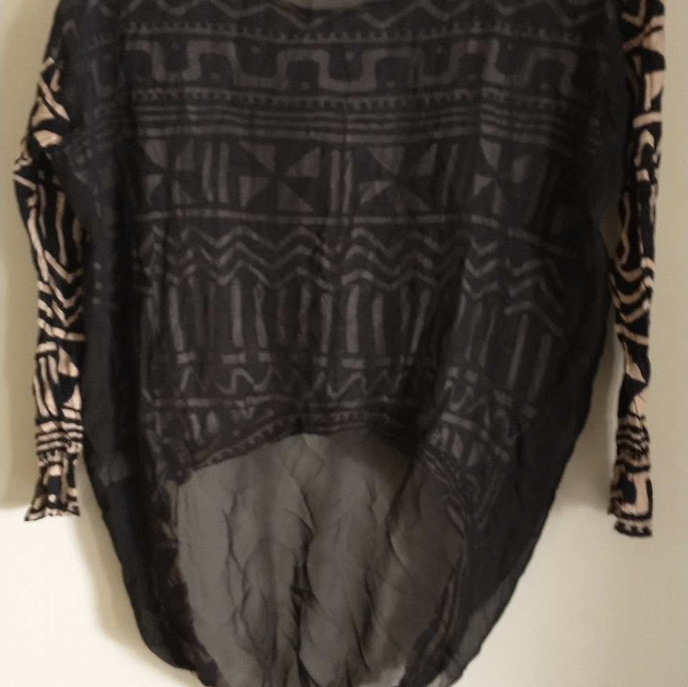 Aztec lacey top - Picture 2 of 5